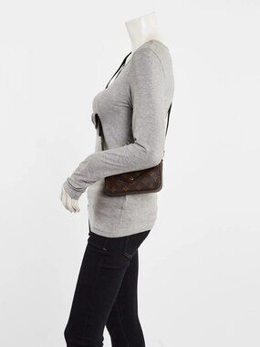 Louis Vuitton Monogram Canvas Felicie Strap And Go Bag